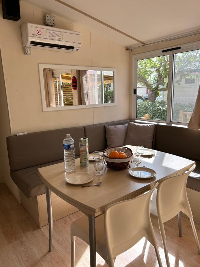 Les Mobil Homes De Naka, Une Entree Gratuite Pour La Reserve Africaine Port-la-Nouvelle Ngoại thất bức ảnh